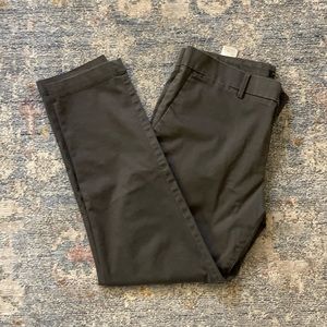 2 pairs Banana Republic Light weight pants. 32x30